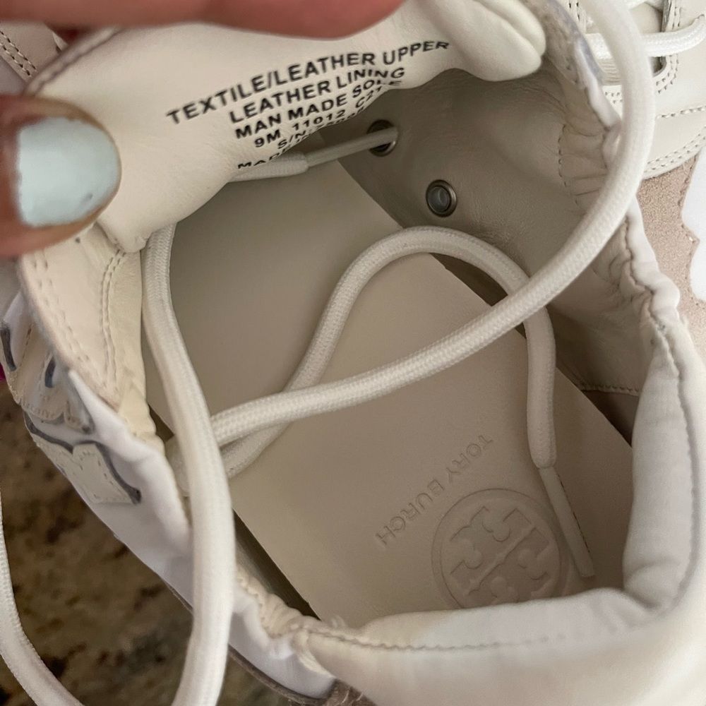 New Tory Burch leather sneakers - Picture 7 of 9